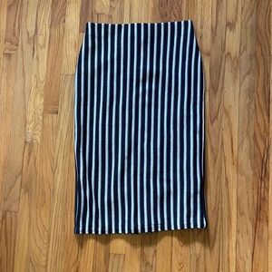 NWOT Ann Taylor Loft Black & White Pencil Skirt